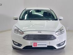 Ford Focus Sedan SE 2.0 2019 2018/2019 BETIOLO NOVOS E SEMINOVOS LAJEADO / Carros no Vale