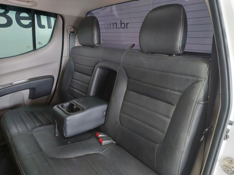Mitsubishi L200 Triton HPE 3.2 TURBO CD 2016 2015/2016 BETIOLO NOVOS E SEMINOVOS LAJEADO / Carros no Vale