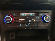 Ford Focus 2.0 TITANIUM PLUS FASTBACK 16V FLEX 4P AUTOMÁTICO 2016/2016 ADVANT AUTOMÓVEIS CAXIAS DO SUL / Carros no Vale