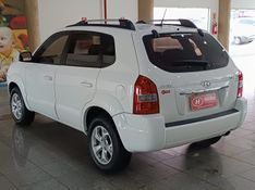 Hyundai TUCSON GLS 2.0 2015 HÉLIO AUTOMÓVEIS LAJEADO / Carros no Vale