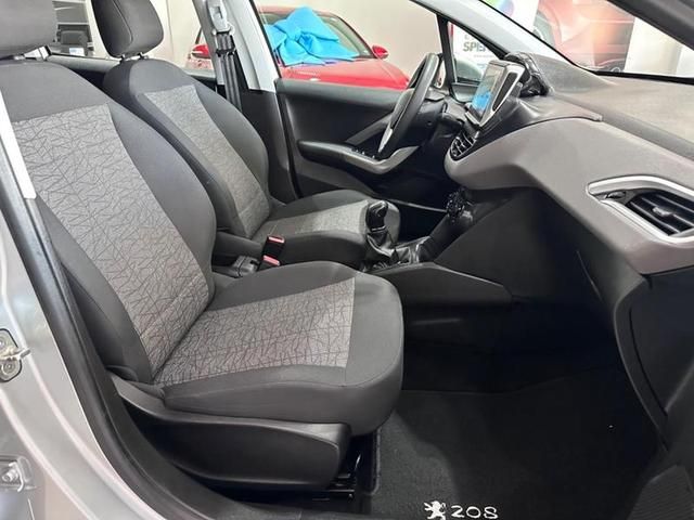 Peugeot 208 Active 1.2 2019/2020 COVEL VEICULOS ENCANTADO / Carros no Vale