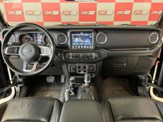 Jeep Wrangler SAHARA Overland 2.0 4×4 2019/2019 PC VEÍCULOS SANTA CRUZ DO SUL / Carros no Vale