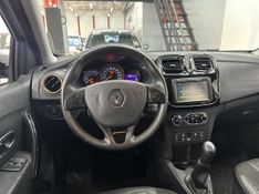 Renault SANDERO STEPWAY 1.6 16V 2016/2017 CIRNE AUTOMÓVEIS SANTA MARIA / Carros no Vale