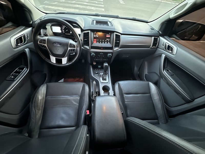 Ford Ranger XLT 3.2 20V 4×4 CD 2017/2018 ATUAL VEÍCULOS VISTA ALEGRE DO PRATA / Carros no Vale