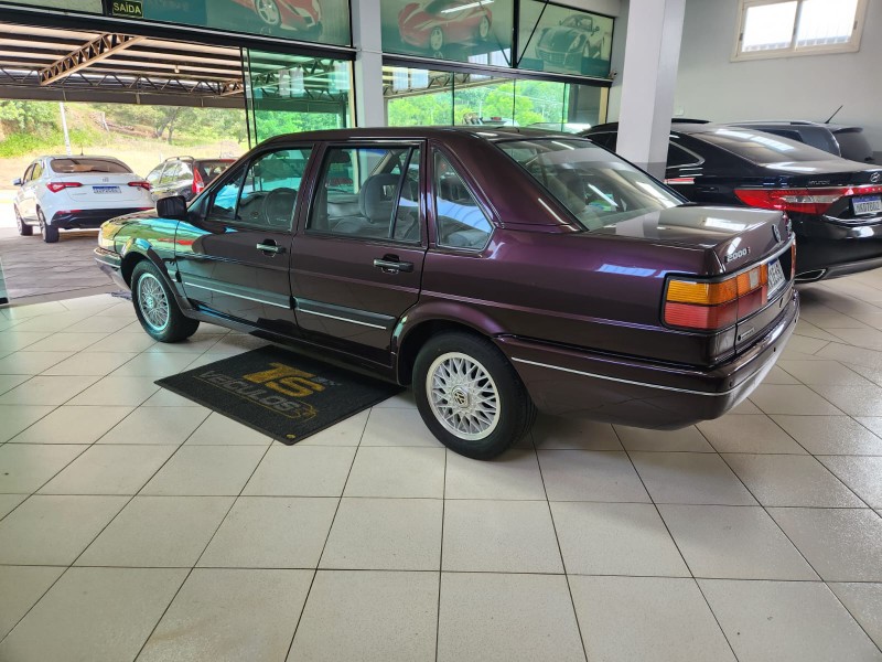 VOLKSWAGEN SANTANA GLS 2.0 1992/1992 TS VEÍCULOS ANTA GORDA / Carros no Vale