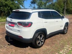 JEEP COMPASS LONGITUDE 2017/2017 ELY AUTOMÓVEIS LAJEADO / Carros no Vale