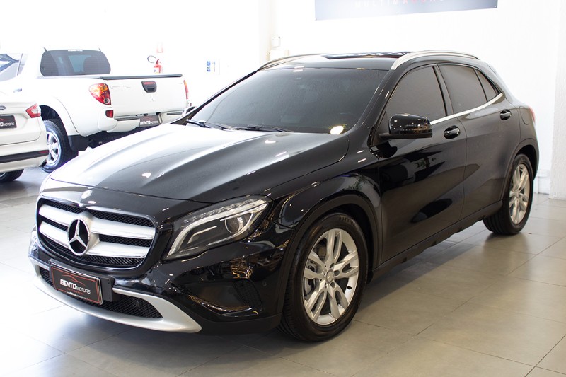 MERCEDES-BENZ CLA 200 1.6 VISION 16V 2014/2015 BENTO MOTORS BENTO GONÇALVES / Carros no Vale