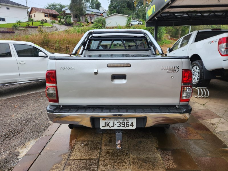 TOYOTA HILUX CD SRV 3.0 4X4 2012/2013 TS VEÍCULOS ANTA GORDA / Carros no Vale