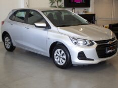 CHEVROLET ONIX HATCH 1.0 12V TB FLEX 5P AUT. 2020/2021 BENTO MOTORS BENTO GONÇALVES / Carros no Vale