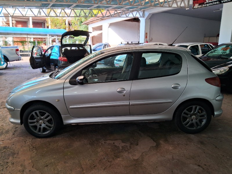 PEUGEOT 206 1.6 ALLURE 16V 2008/2008 SCHAEFER AUTOMÓVEIS TEUTÔNIA / Carros no Vale