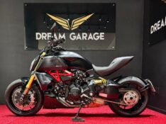 DUCATI DIAVEL 1260 S /2021 EXCLUSIVO VEÍCULOS SANTA CRUZ DO SUL / Carros no Vale