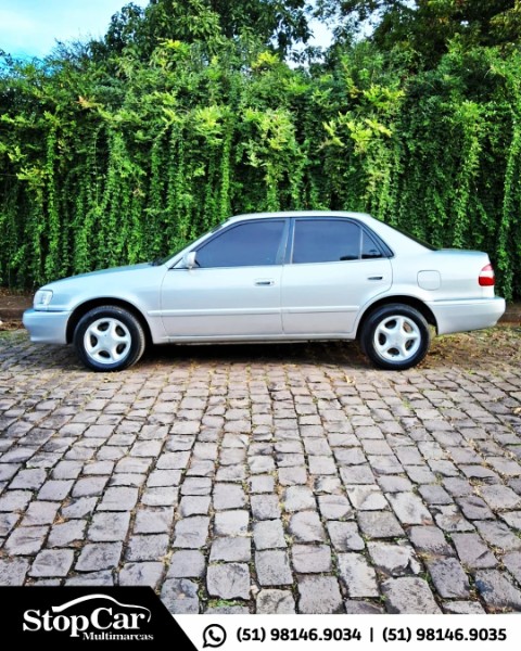 TOYOTA COROLLA 1.8 XEI 16V GASOLINA 4P AUTOMÁTICO 2000/2000 STOPCAR MULTIMARCAS ESTRELA / Carros no Vale