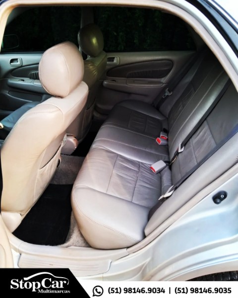 TOYOTA COROLLA 1.8 XEI 16V GASOLINA 4P AUTOMÁTICO 2000/2000 STOPCAR MULTIMARCAS ESTRELA / Carros no Vale