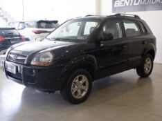 HYUNDAI TUCSON GLS 2.0 16V AUT. 2014/2015 BENTO MOTORS BENTO GONÇALVES / Carros no Vale