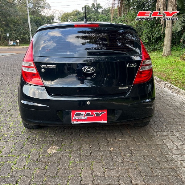 HYUNDAI I30 2.0 2011/2011 ELY AUTOMÓVEIS LAJEADO / Carros no Vale