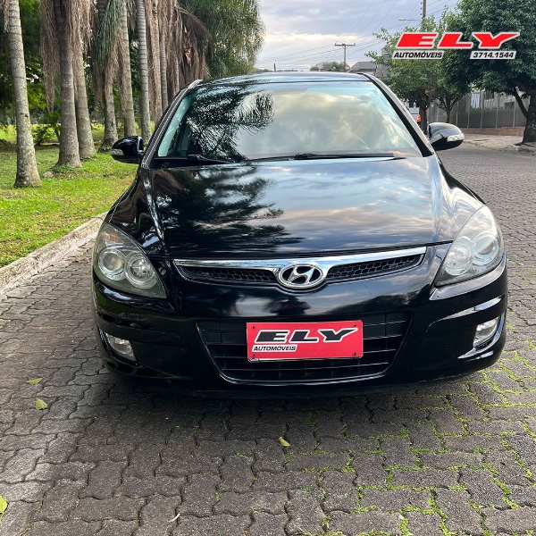 HYUNDAI I30 2.0 2011/2011 ELY AUTOMÓVEIS LAJEADO / Carros no Vale