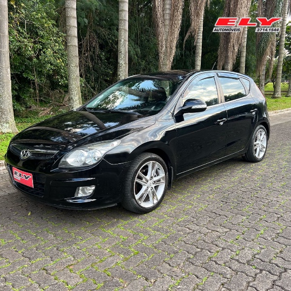 HYUNDAI I30 2.0 2011/2011 ELY AUTOMÓVEIS LAJEADO / Carros no Vale
