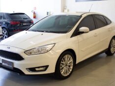 FORD FOCUS SEDAN FOCUS 2.0 SE SEDAN 16V FLEX 4P POWERSHIFT 2016/2016 BENTO MOTORS BENTO GONÇALVES / Carros no Vale