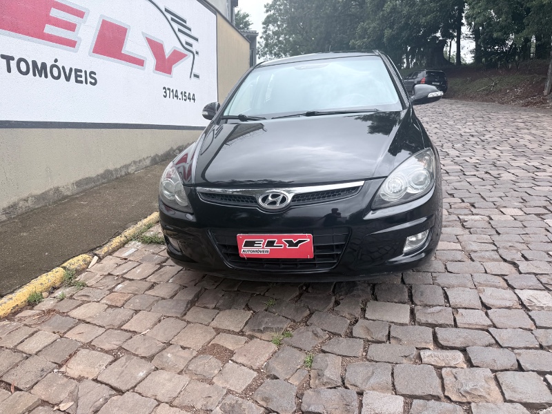 HYUNDAI I30 2.0 2011/2011 ELY AUTOMÓVEIS LAJEADO / Carros no Vale