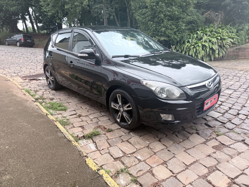 HYUNDAI I30 2.0 2011/2011 ELY AUTOMÓVEIS LAJEADO / Carros no Vale