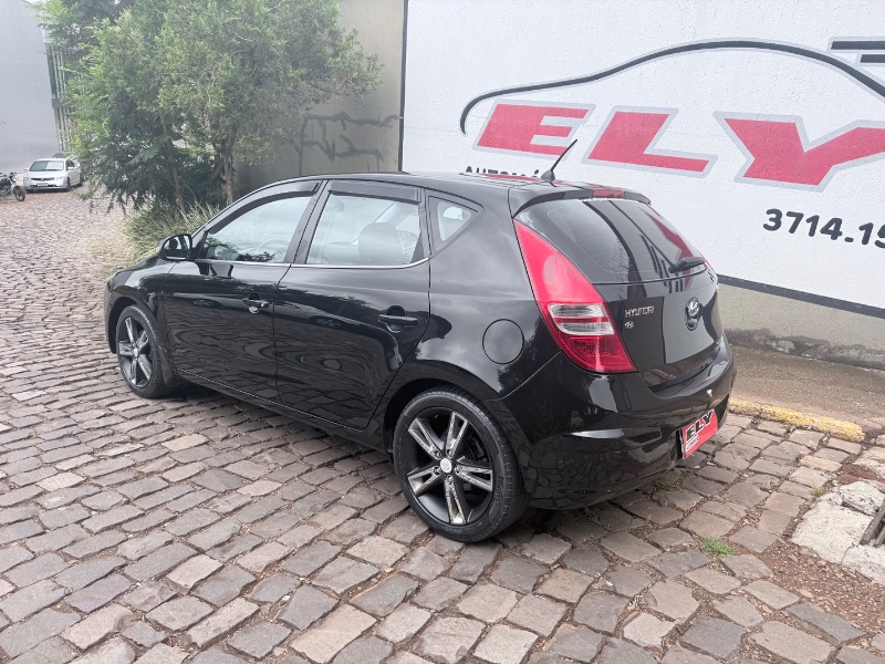 HYUNDAI I30 2.0 2011/2011 ELY AUTOMÓVEIS LAJEADO / Carros no Vale