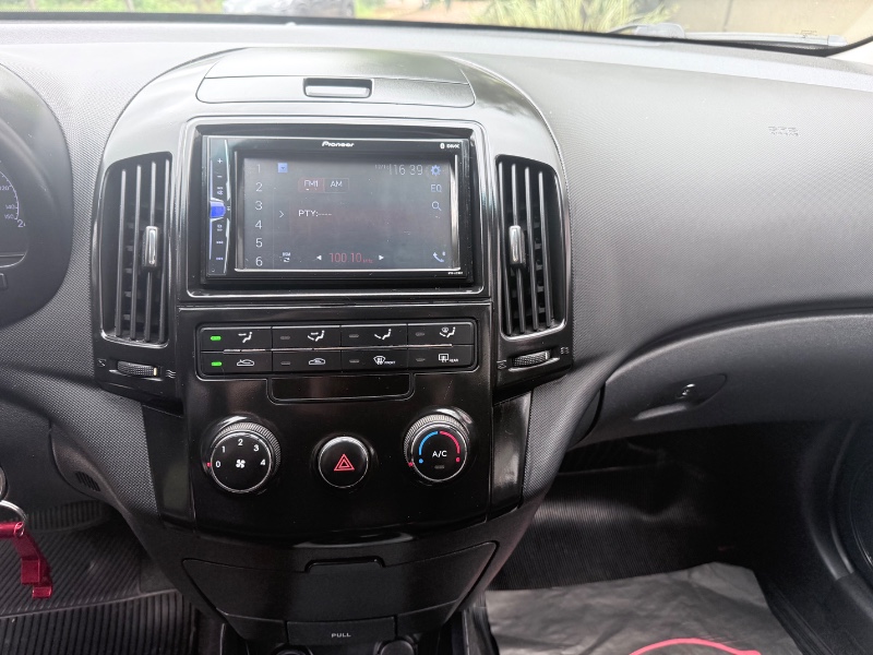 HYUNDAI I30 2.0 2011/2011 ELY AUTOMÓVEIS LAJEADO / Carros no Vale