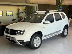 RENAULT DUSTER DAKAR 2.0 2017/2017 JOÃO CARROS MULTIMARCAS GUAPORÉ / Carros no Vale