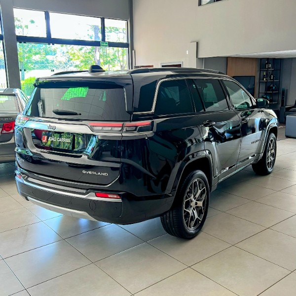 JEEP COMMANDER OVERLAND TD380 2.0 4X4 2022/2022 JOÃO CARROS MULTIMARCAS GUAPORÉ / Carros no Vale