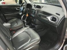 JEEP RENEGADE 2.0 16V TURBO LONGITUDE 4X4 /2019 CHIMA VEÍCULOS VENÂNCIO AIRES / Carros no Vale