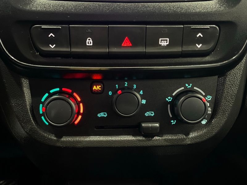 Renault KWID 1.0 12V SCE FLEX ZEN MANUAL 2023/2024 DRSUL SEMINOVOS CAXIAS DO SUL – LAJEADO – SANTA CRUZ DO SUL / Carros no Vale