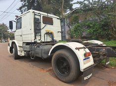 Scania 112 T-112 H 320 4×2 2p 1986/1986 CAMINHÕES & CAMIONETAS PASSO FUNDO / Carros no Vale