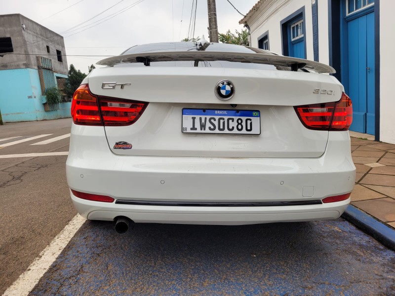 BMW 320i GT SPORT 2.0 TURBO 16V 184CV 5P 2014/2015 ADRIANO VEÍCULOS CRUZEIRO DO SUL / Carros no Vale
