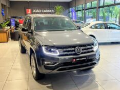 VOLKSWAGEN AMAROK HIGHLINE 3.0 V6 2023/2023 JOÃO CARROS MULTIMARCAS GUAPORÉ / Carros no Vale