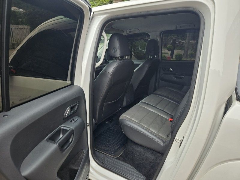 VOLKSWAGEN AMAROK 3.0 V6 TDI HIGHLINE CD 4MOTION 2019/2019 LV MULTIMARCAS CAXIAS DO SUL / Carros no Vale