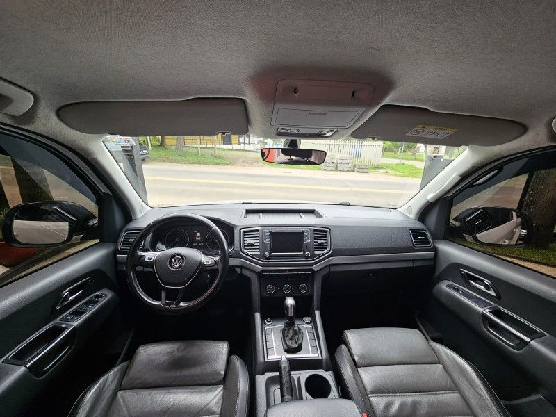 VOLKSWAGEN AMAROK 3.0 V6 TDI HIGHLINE CD 4MOTION 2019/2019 LV MULTIMARCAS CAXIAS DO SUL / Carros no Vale
