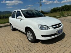 CHEVROLET CLASSIC /2016 RT 811 VEÍCULOS ARROIO DO MEIO / Carros no Vale