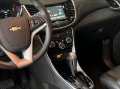 CHEVROLET TRACKER PREMIER II 1.4 2018/2018 JOÃO CARROS MULTIMARCAS GUAPORÉ / Carros no Vale