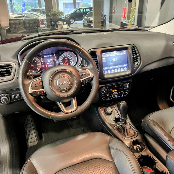 JEEP COMPASS 2.0 LONGITUDE 4X4 2018/2018 JOÃO CARROS MULTIMARCAS GUAPORÉ / Carros no Vale