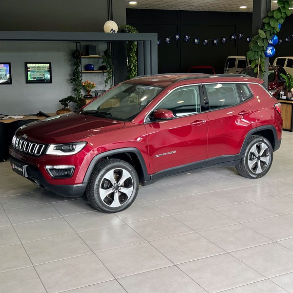 JEEP COMPASS 2.0 LONGITUDE 4X4 2018/2018 JOÃO CARROS MULTIMARCAS GUAPORÉ / Carros no Vale