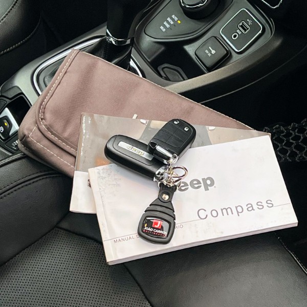 JEEP COMPASS 2.0 LONGITUDE 4X4 2018/2018 JOÃO CARROS MULTIMARCAS GUAPORÉ / Carros no Vale