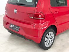 VOLKSWAGEN FOX 1.0 MI TRENDLINE 8V 2014/2015 FOCAR VEÍCULOS CAXIAS DO SUL / Carros no Vale