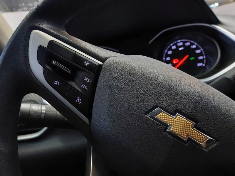 Chevrolet ONIX 1.0 TURBO FLEX PLUS LT AUTOMÁTICO 2022/2023 BETIOLO NOVOS E SEMINOVOS LAJEADO / Carros no Vale