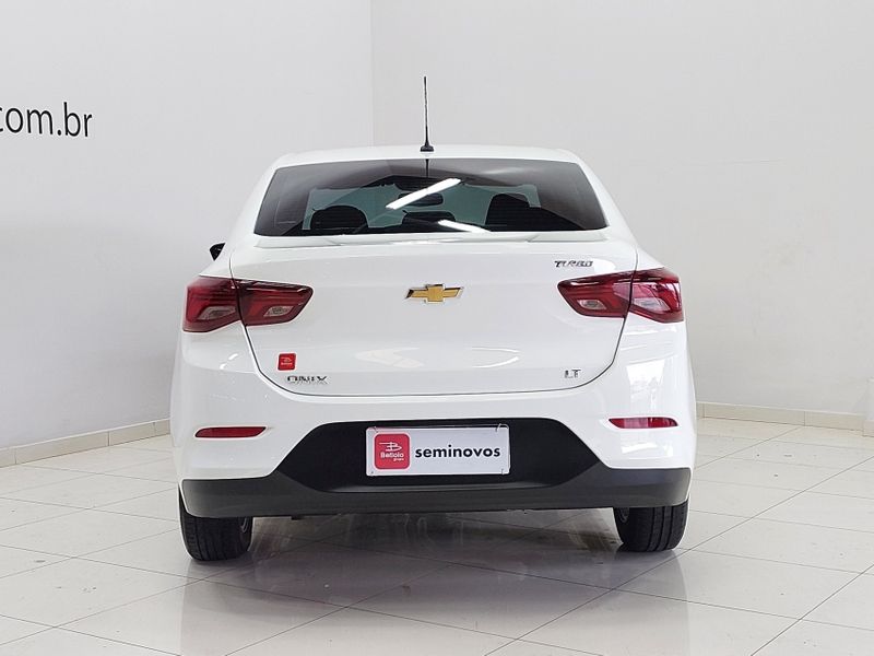 Chevrolet ONIX 1.0 TURBO FLEX PLUS LT AUTOMÁTICO 2022/2023 BETIOLO NOVOS E SEMINOVOS LAJEADO / Carros no Vale