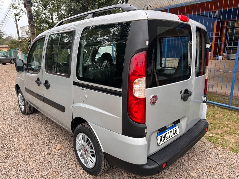 FIAT DOBLO 1.8 ELX 8V 7 LUGARES 2021/2021 MENEGHINI VEÍCULOS ARROIO DO MEIO / Carros no Vale