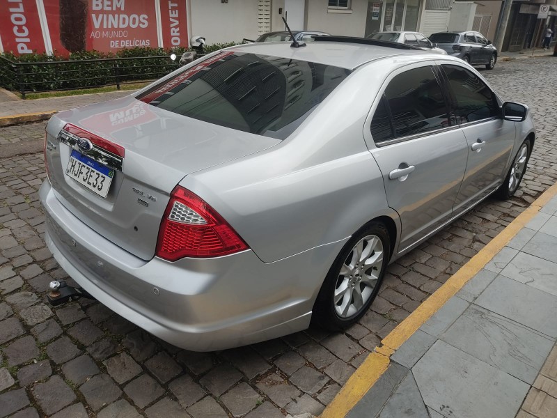 FORD FUSION AWD 2011/2011 ALTERNATIVA VEÍCULOS LAJEADO / Carros no Vale