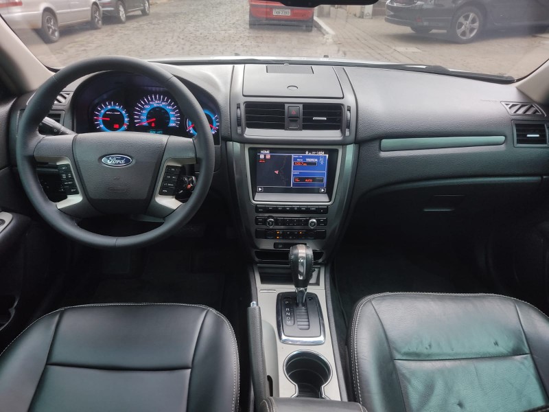 FORD FUSION AWD 2011/2011 ALTERNATIVA VEÍCULOS LAJEADO / Carros no Vale