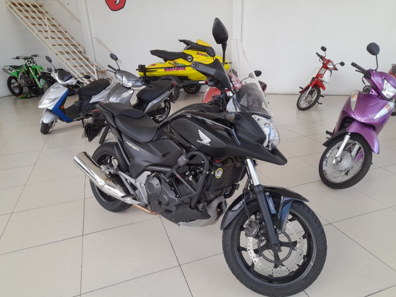 HONDA MOTOS NC 750 X /2015 JASER MOTOS LAJEADO / Carros no Vale