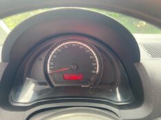 VOLKSWAGEN UP! 1.0 TAKE 12V 2017/2017 ELY AUTOMÓVEIS LAJEADO / Carros no Vale