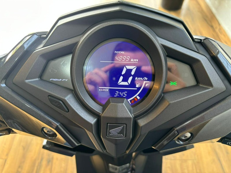 HONDA MOTOS ELITE /2023 RT 811 VEÍCULOS ARROIO DO MEIO / Carros no Vale