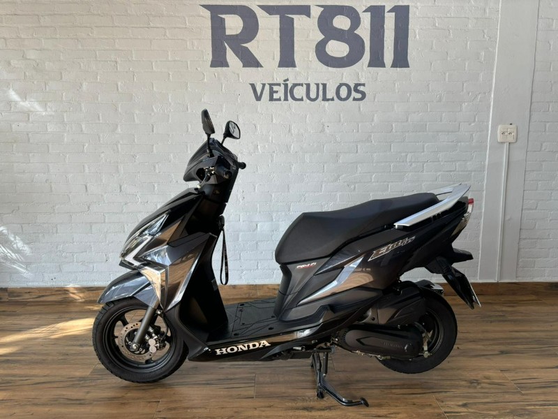 HONDA MOTOS ELITE /2023 RT 811 VEÍCULOS ARROIO DO MEIO / Carros no Vale